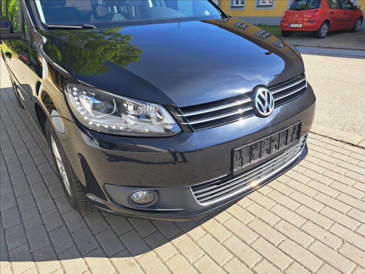 Volkswagen Touran Kombi 1,6 l 77 kw