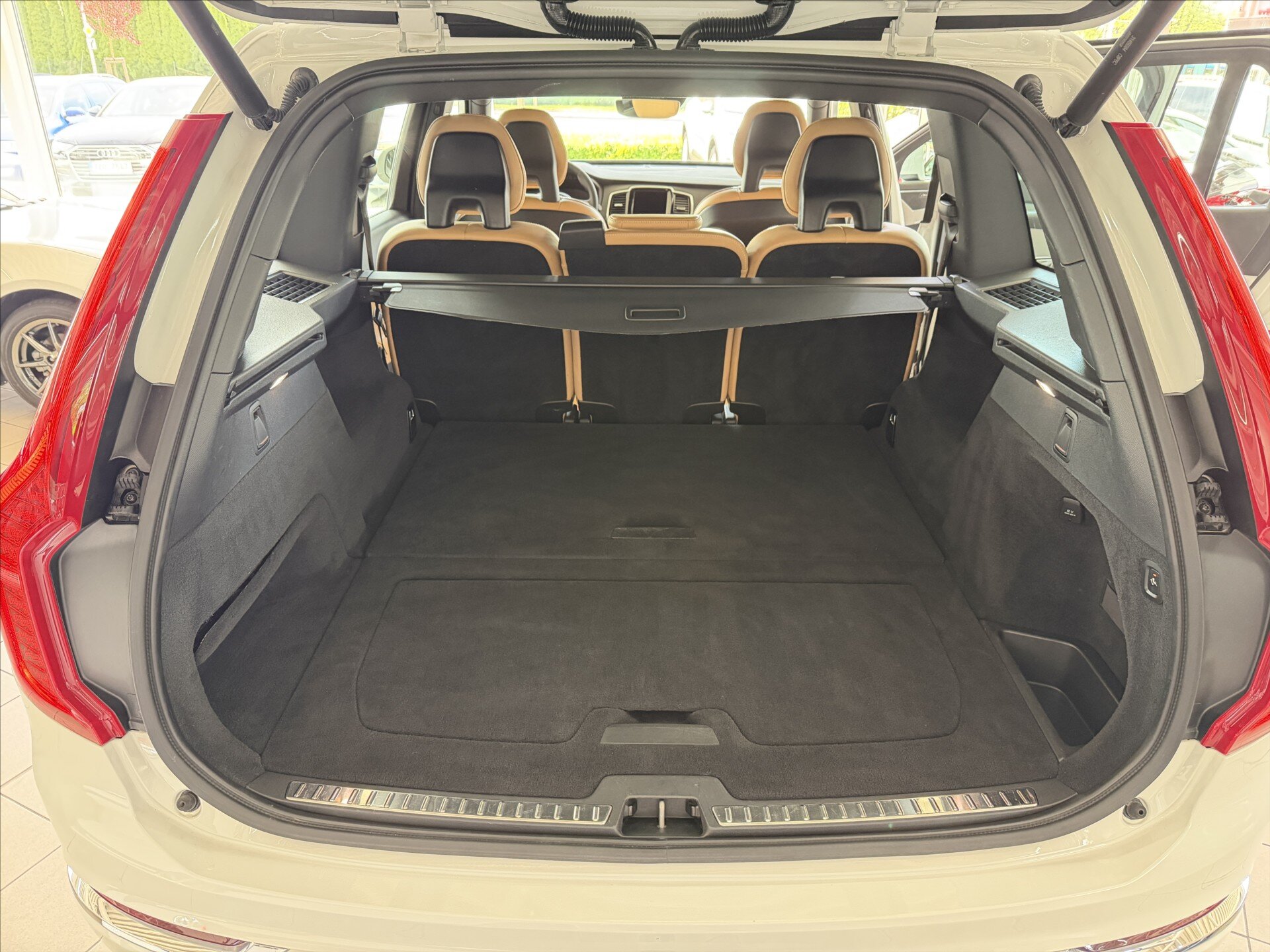 Volvo XC90 Ostatní 2,0 l 173 kw
