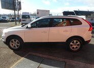 Volvo XC60 SUV 2,4 l 120 kw