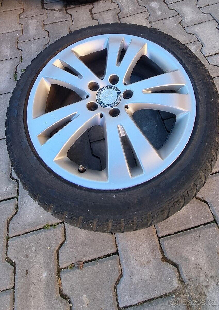 Mercedes-Benz Třídy C Sedan / Limuzína 0,0 165 kw