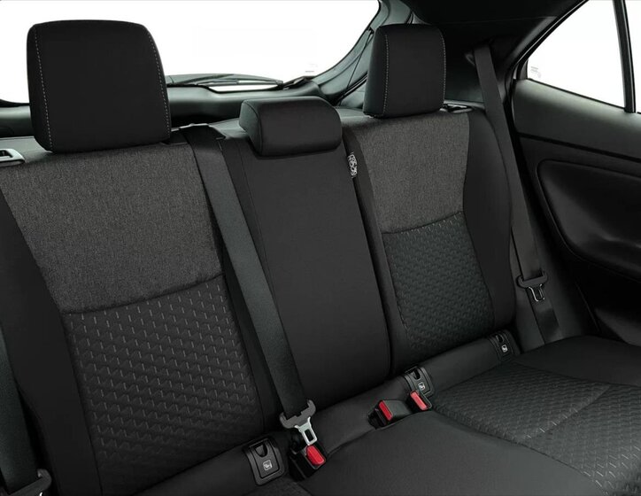 Toyota Yaris Cross 12