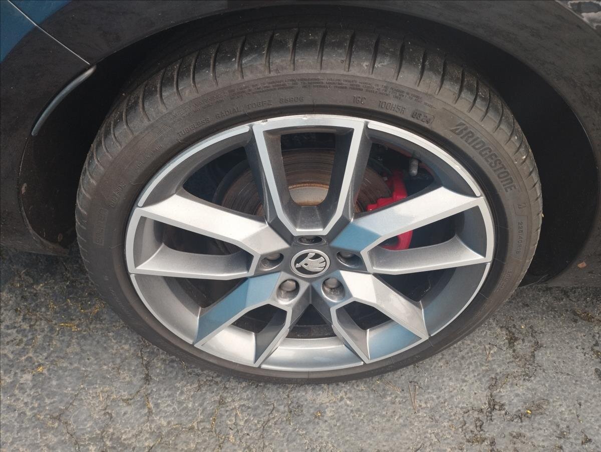 Škoda Octavia Kombi 2,0 l 169 kw