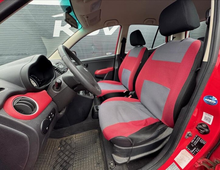 Hyundai i10 Hatchback 1,1 l 48 kw