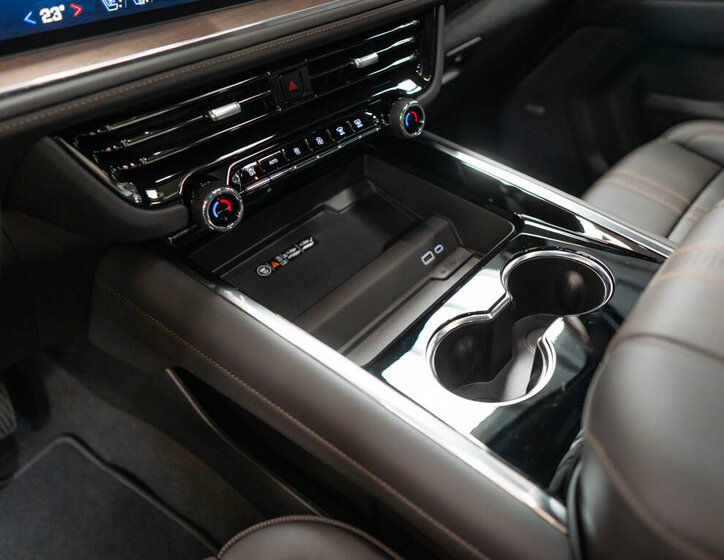 Chevrolet Tahoe SUV 6,2 l 313 kw