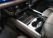 Chevrolet Tahoe SUV 6,2 l 313 kw