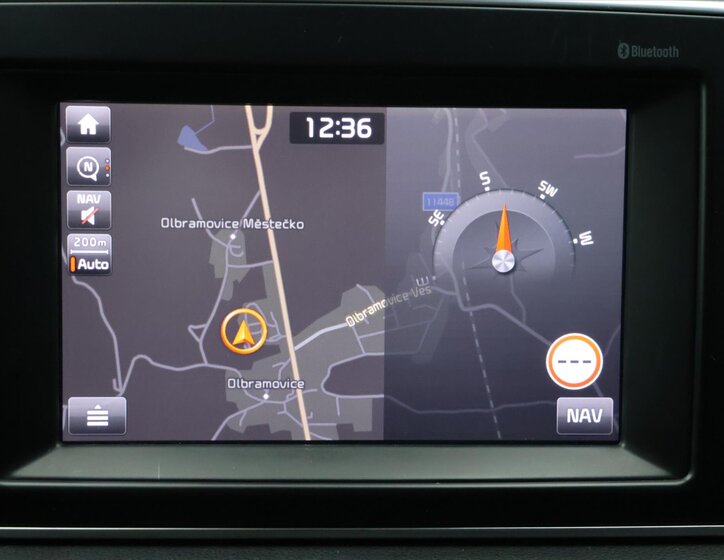 KIA Sportage SUV 2,0 l 136 kw