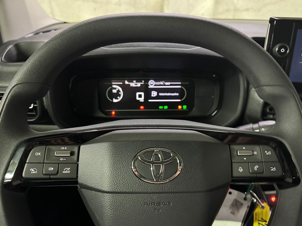 Toyota ProAce City Verso MPV 1,2 l 81 kw