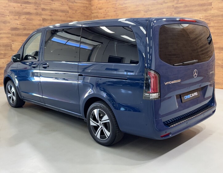 Mercedes-Benz Vito 2