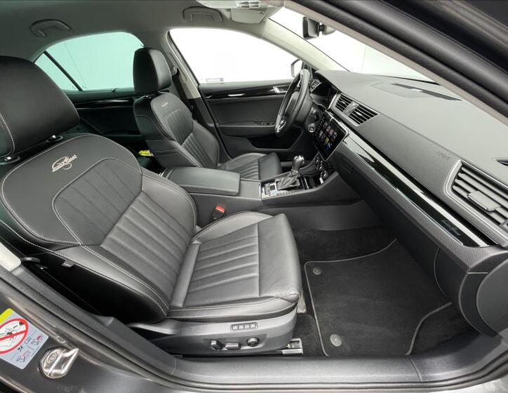 Škoda Superb 19