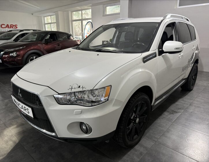 Mitsubishi Outlander SUV / Terénní 2,2 l 115 kw