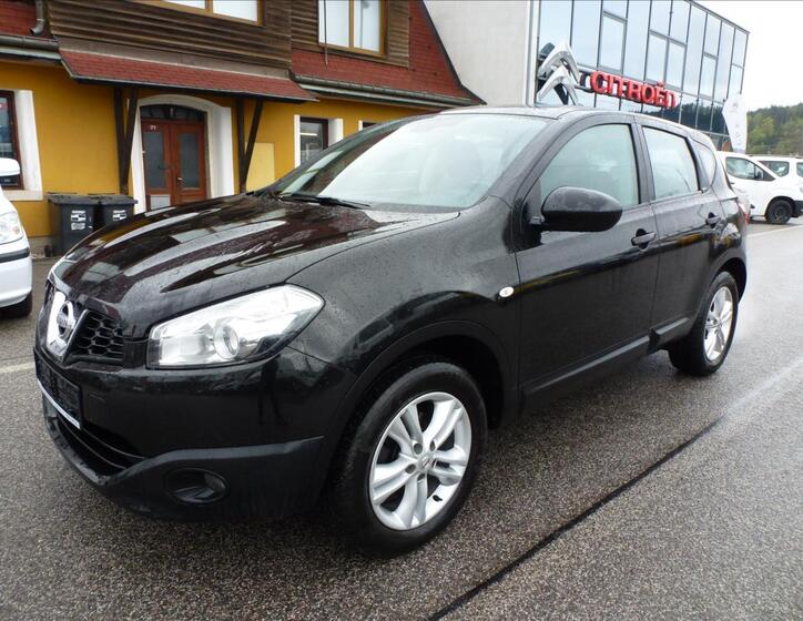 Nissan Qashqai 1