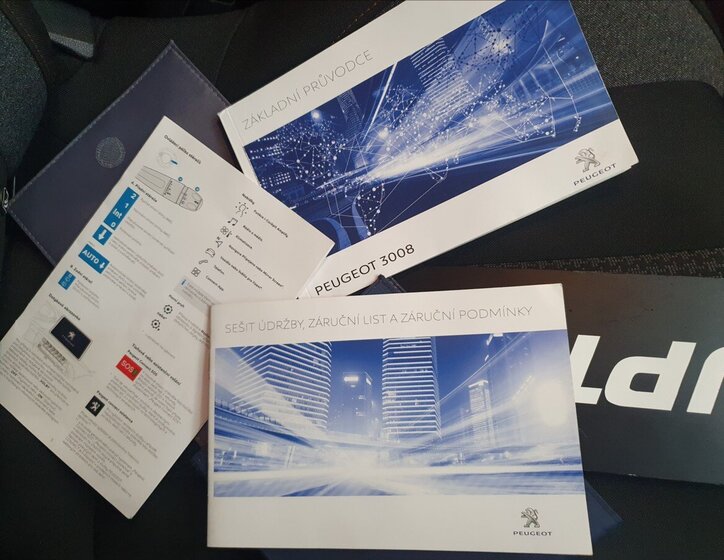 Peugeot 3008 SUV / Terénní 1,2 l 96 kw