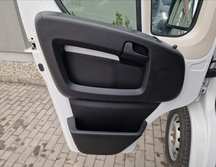 Citroën Jumper Skříň 2,2 l 103 kw