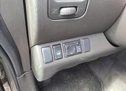 Nissan Pathfinder 12