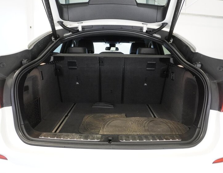 BMW X4 SUV / Terénní 3,0 l 230 kw