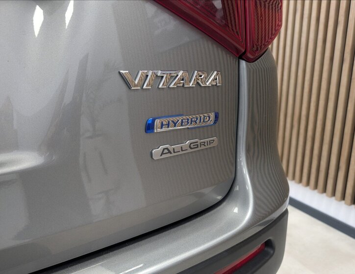 Suzuki Vitara Hatchback 1,4 l 95 kw