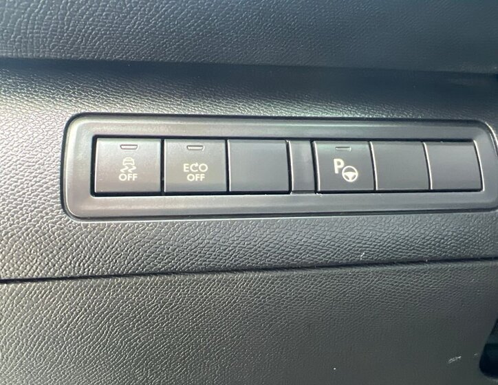 Peugeot 308 Kombi 1,2 l 96 kw