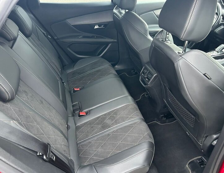 Peugeot 3008 SUV / Terénní 2,0 l 130 kw