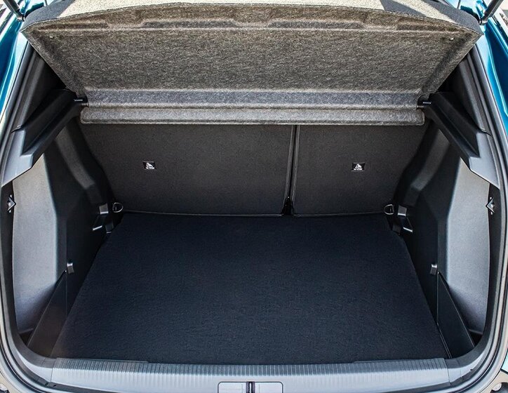 Peugeot 2008 SUV 1,2 l 0