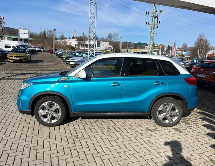 Suzuki Vitara SUV 1,6 l 88 kw