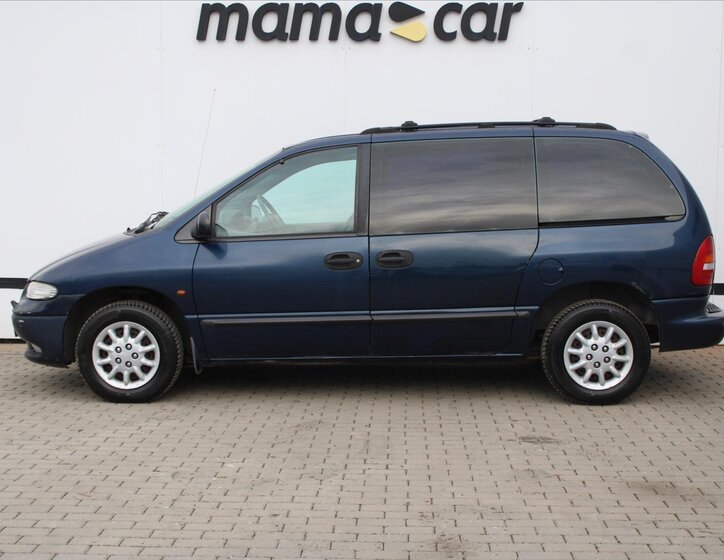 Chrysler Voyager 4