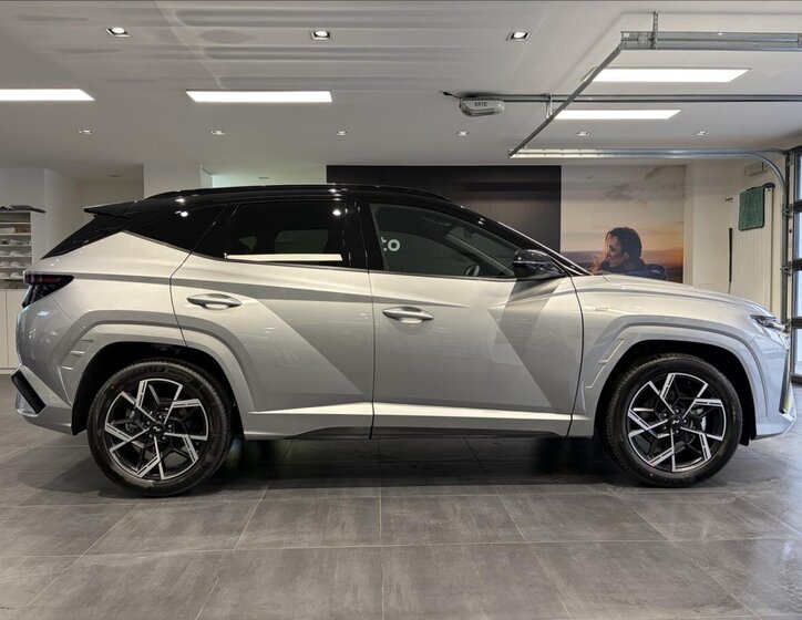 Hyundai Tucson SUV 1,6 l 110 kw