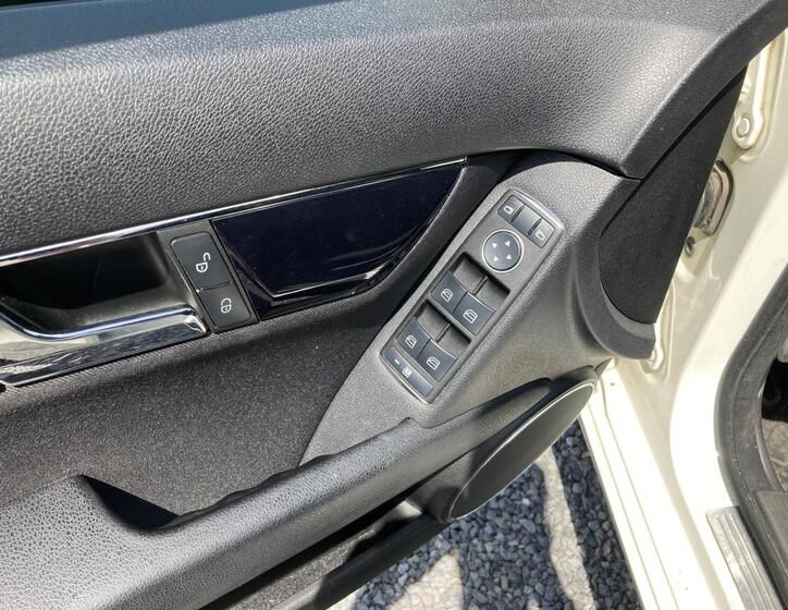 Mercedes-Benz Třídy C 8