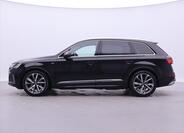 Audi Q7 4