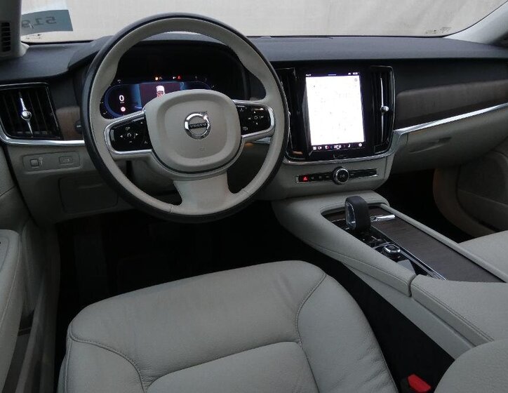 Volvo V90 5