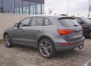 Audi Q5 6
