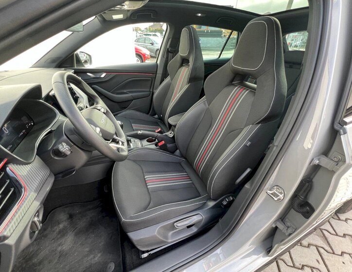 Škoda Scala Hatchback 1,0 l 85 kw