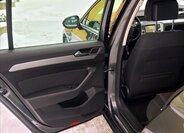 Volkswagen Passat Kombi 1,6 l 88 kw