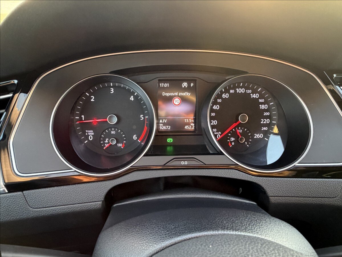 Volkswagen Passat Kombi 2,0 l 110 kw