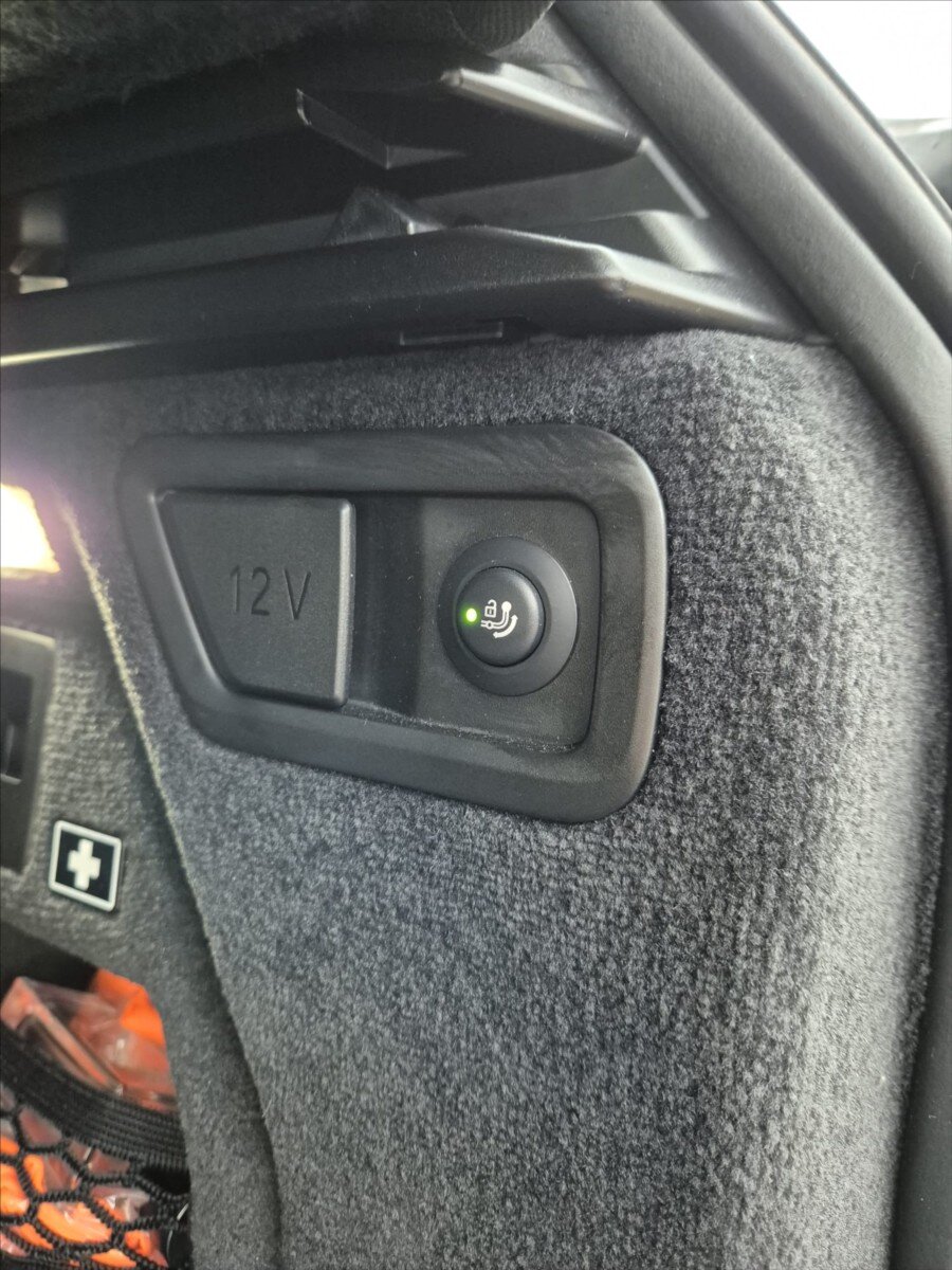 BMW X7 SUV / Terénní 3,0 l 250 kw