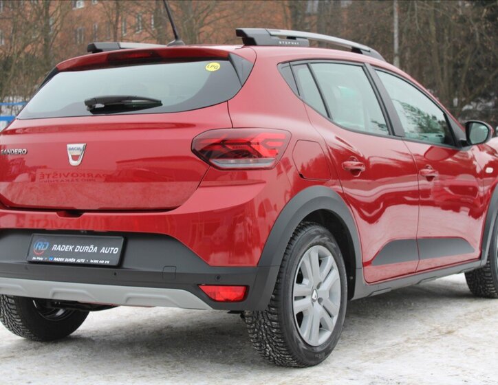 Dacia Sandero Hatchback 999,0 67 kw