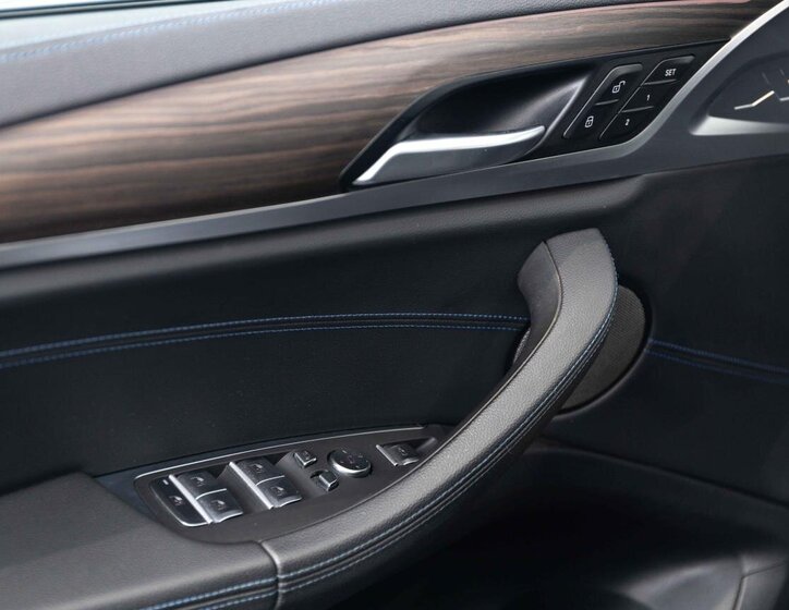 BMW X3 SUV 3,0 l 210 kw