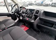 Peugeot Boxer 8