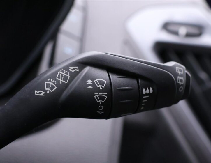 Ford Tourneo Custom 20