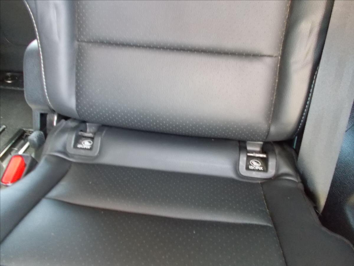 Peugeot Traveller MPV 2,0 l 130 kw