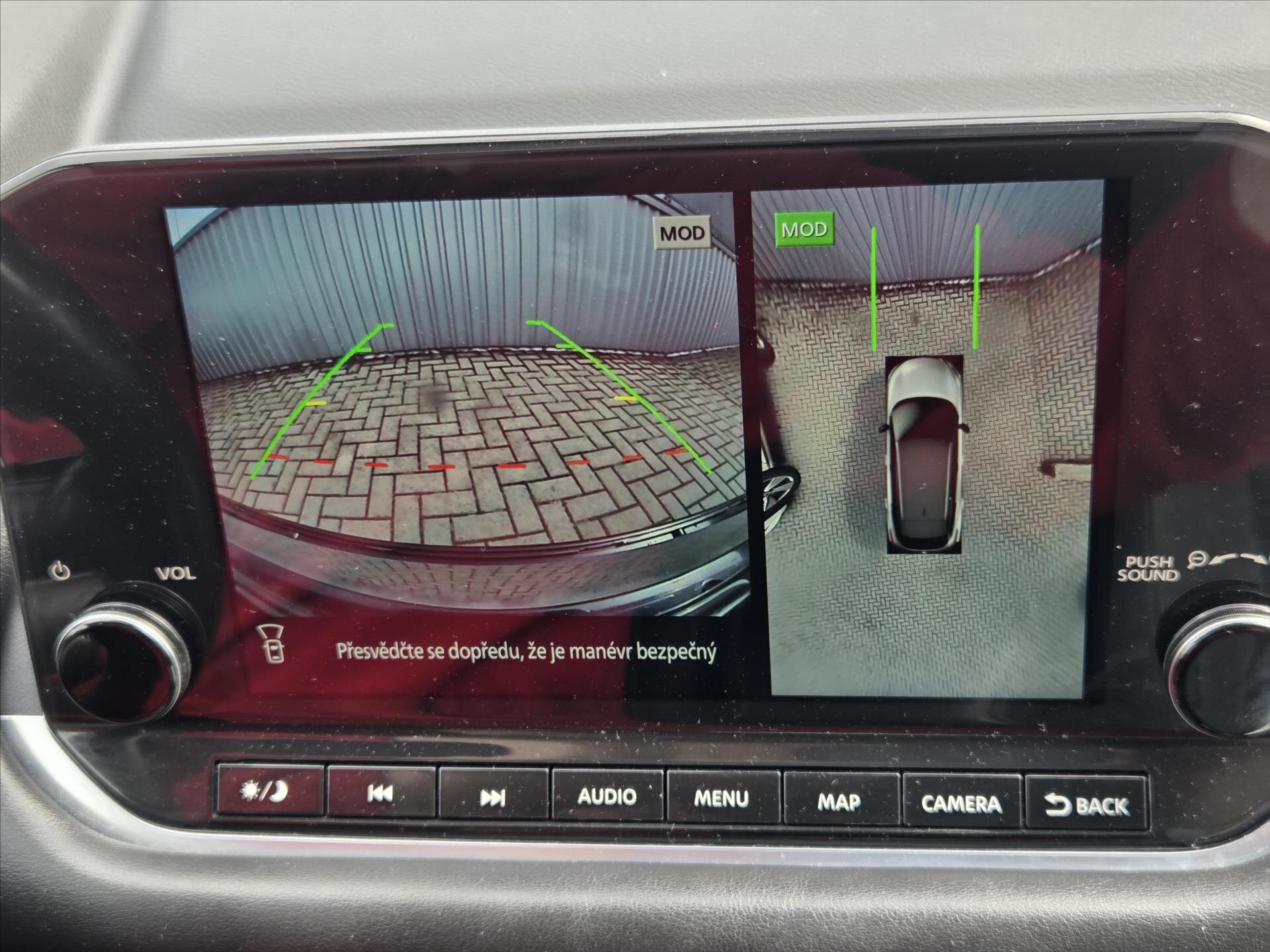 Nissan Qashqai SUV / Terénní 1,3 l 116 kw