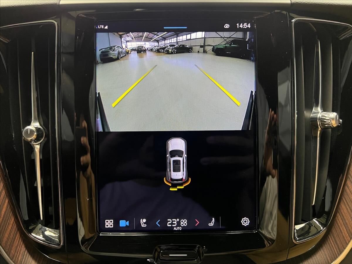 Volvo XC60 SUV 2,0 l 186 kw