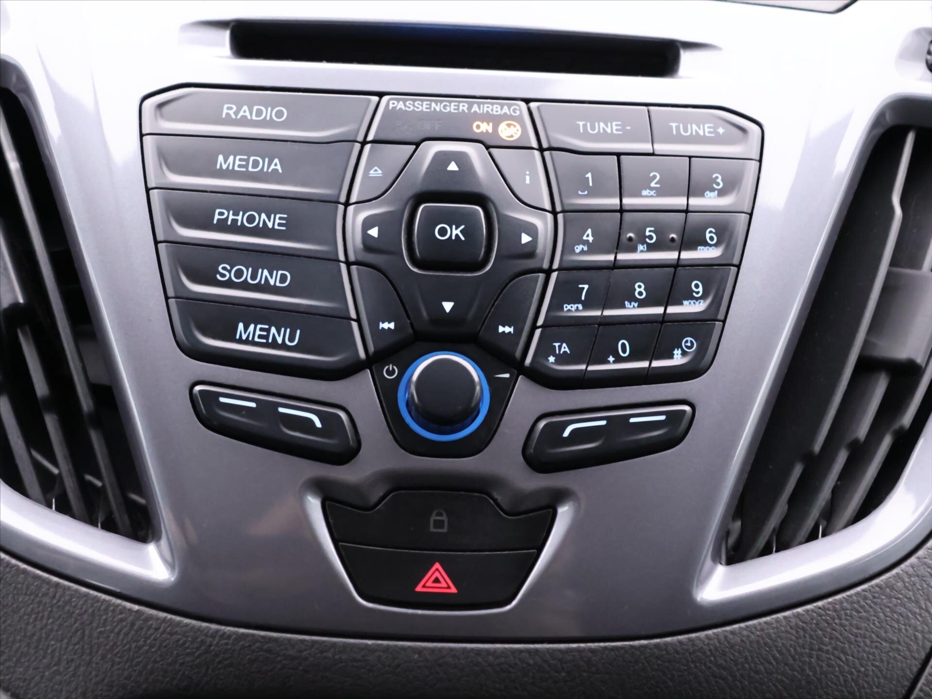 Ford Tourneo Custom Kombi 2,0 l 125 kw