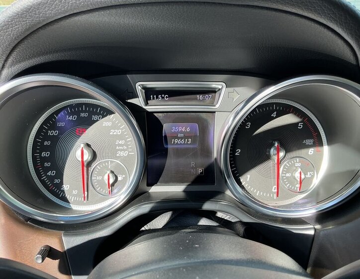 Mercedes-Benz GLS SUV / Terénní 3,0 l 190 kw