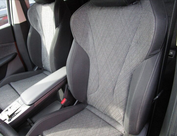 BMW X1 Kombi 1,5 l 110 kw