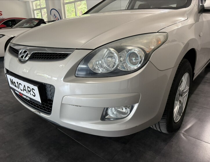 Hyundai i30 20