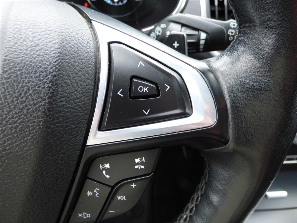 Ford S-MAX MPV 2,0 l 110 kw