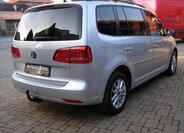 Volkswagen Touran MPV 1,2 l 77 kw
