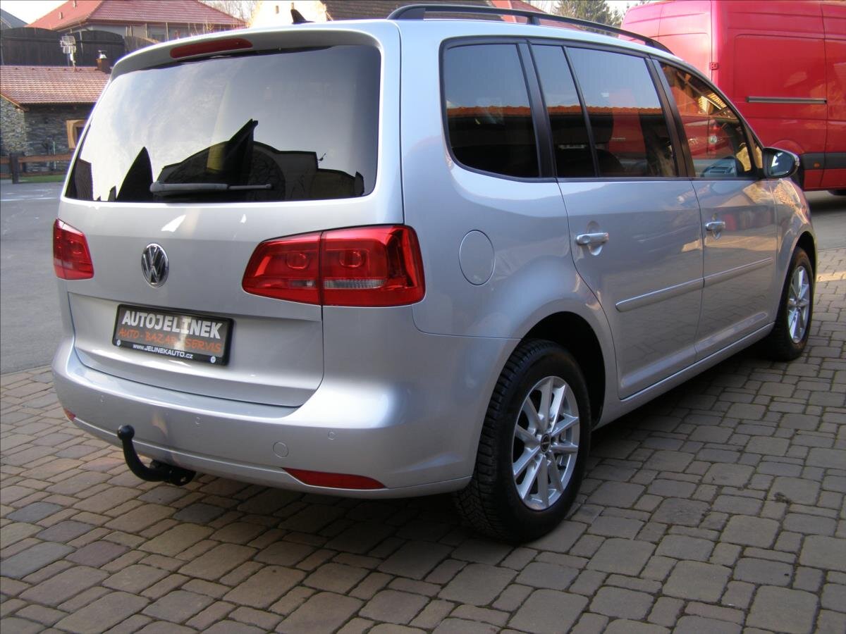 Volkswagen Touran MPV 1,2 l 77 kw