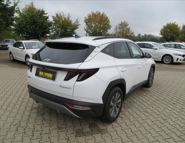 Hyundai Tucson SUV 1,6 l 110 kw