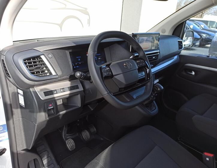 Toyota ProAce Verso 47